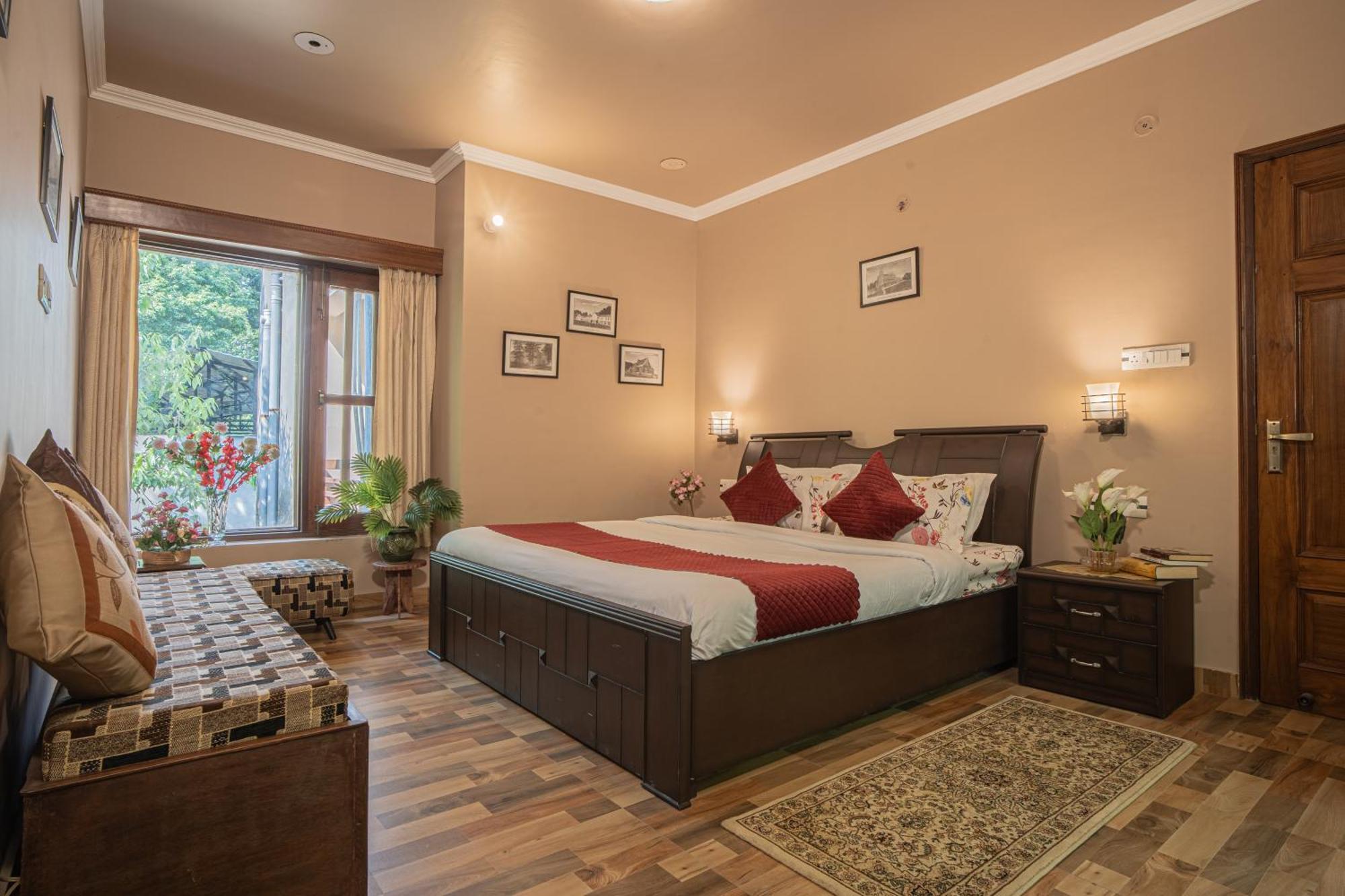 Vienna Forest Villa 奈尼塔尔 外观 照片